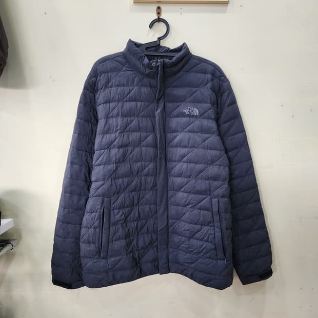 [110] 노스페이스 경량 퀼팅 패딩 점퍼 (네이비)
