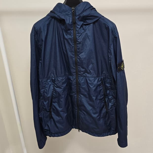 스톤아일랜드 멤브라나 후드 바람막이 자켓 xxl사이즈 110 판매