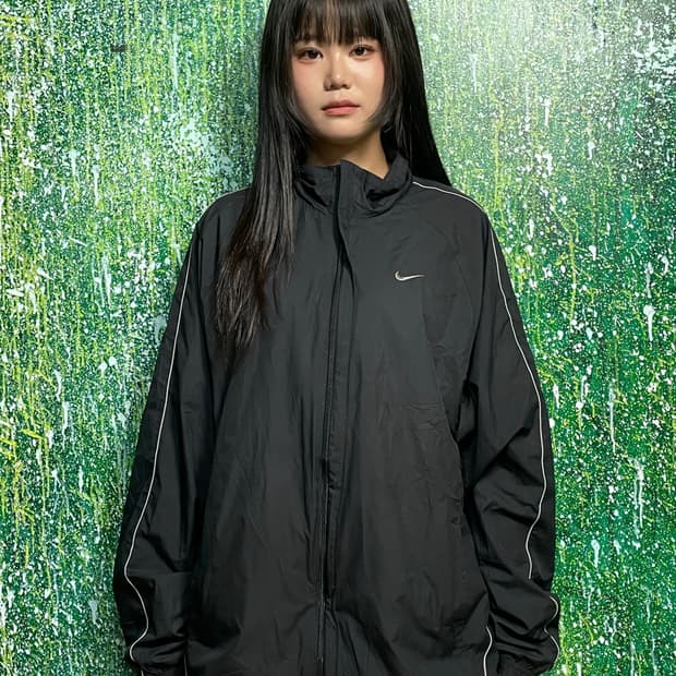 나이키 블랙 바람막이 자켓 L