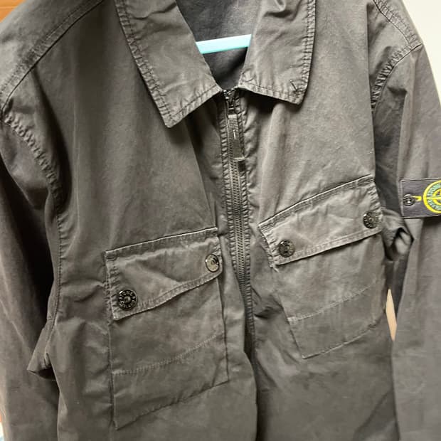 스톤아일랜드 투포켓 와펜 오버셔츠 블랙