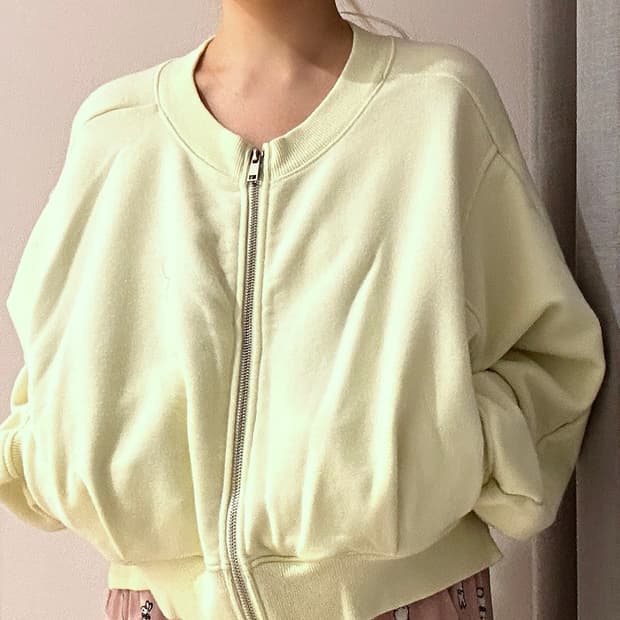 코데즈컴바인 크롭 맨투맨 집업 레몬 모리 y2k 키치