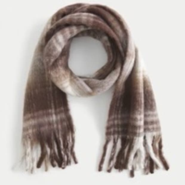 홀리스터 브라운 체크 스카프