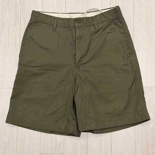 유니클로 JW앤더슨 쇼츠