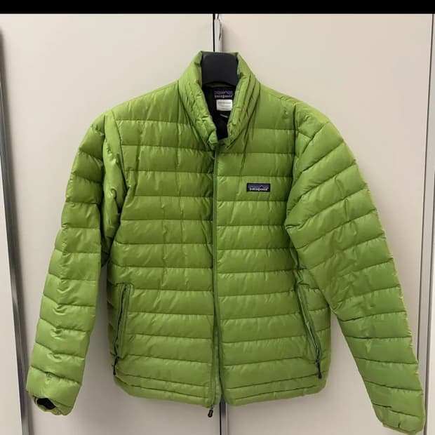 파타고니아 다운스웨터 S 라임컬러 경량패딩