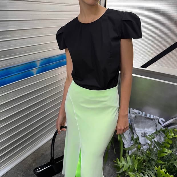 드래곤블루스 디렉션 코튼 블라우스 - 블랙, 화이트/S