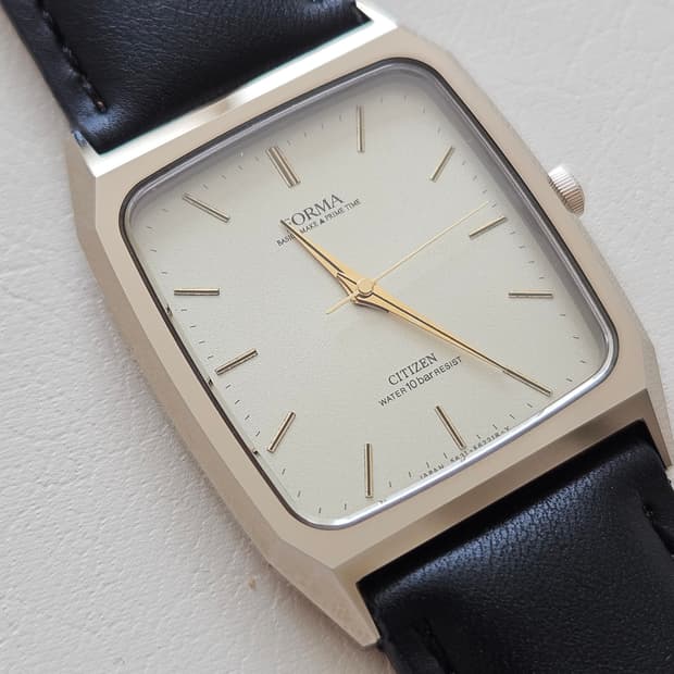 빈티지 시티즌 FORMA 사각 가죽 시계