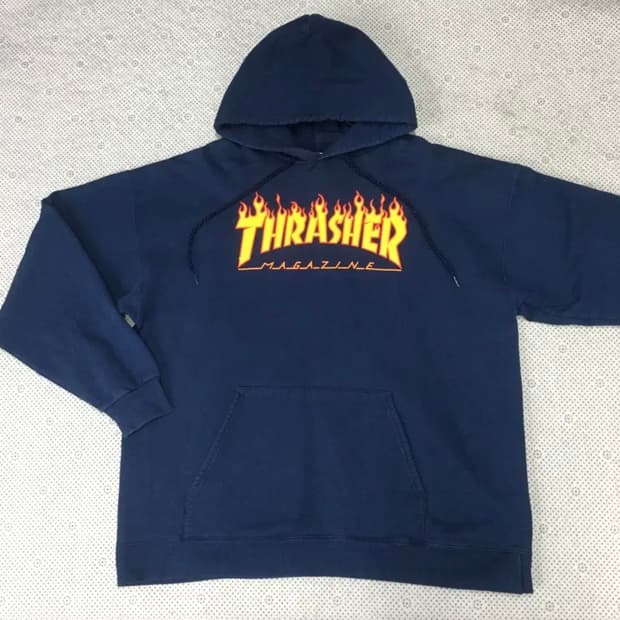 트레셔 로고 후드티 BB10