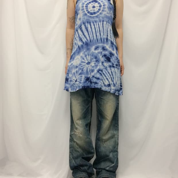 Dyed printing sleeveless