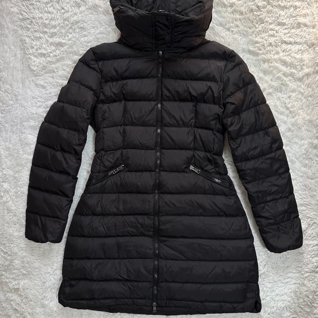 몽클레어 여성 패딩 블랙 2사이즈