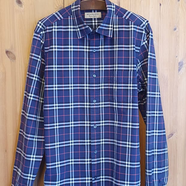 100.버버리 체크셔츠 