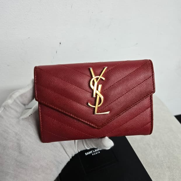 [보증서 정품] 입생로랑 엔벨로프 반지갑