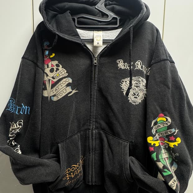 Ed Hardy 블랙 후드집업