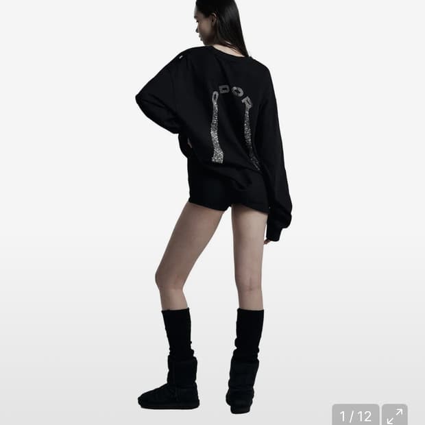 구해요 ) 오도어 박스티 Cris box tee