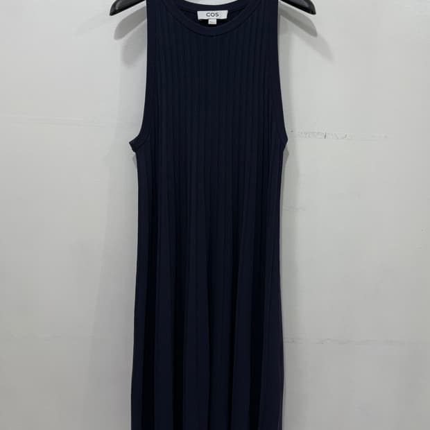 코스 플리츠 니트 원피스 S