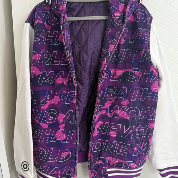 베이프 후드집업