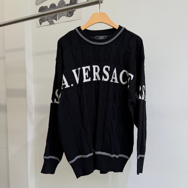 A.VERSACE 니트 