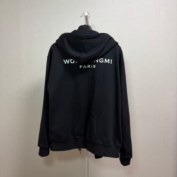 [50/S급] 우영미 26SS 백로고 후드집업 블랙