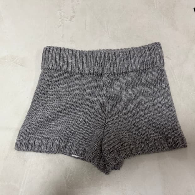 뉴뉴하우스 니트반바지