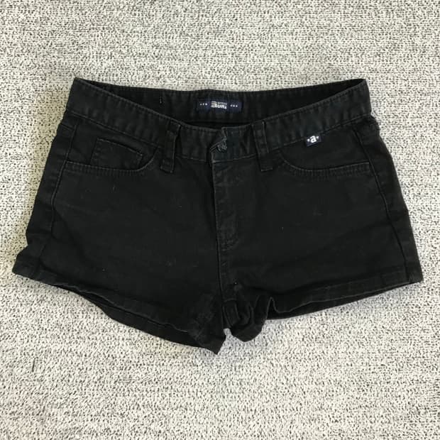 블랙 숏팬츠