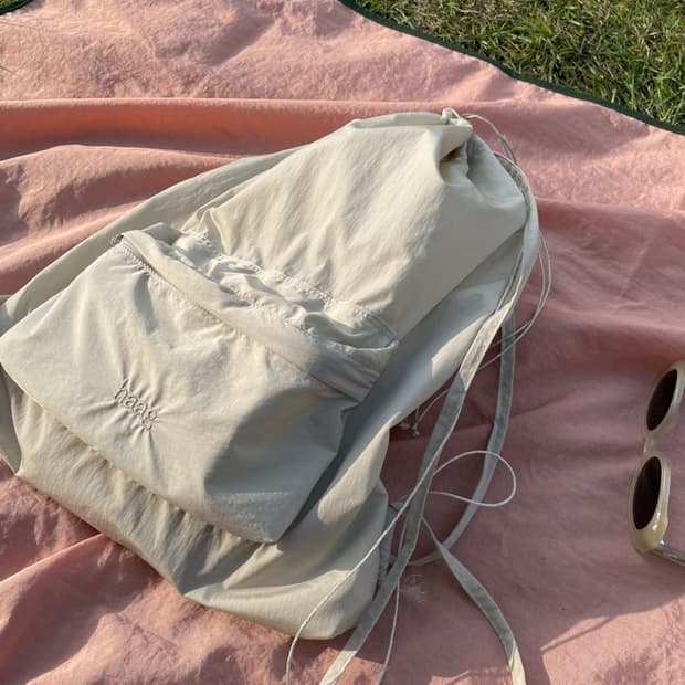 헤이그 백팩 실버