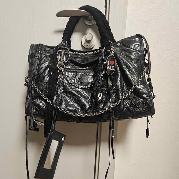 Balenciaga city bag medium