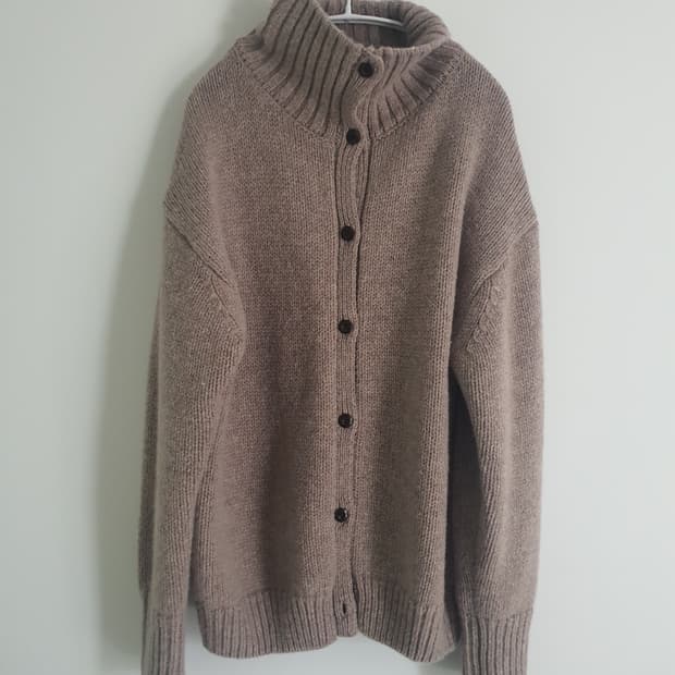 시야쥬 하이넥 니트 가디건