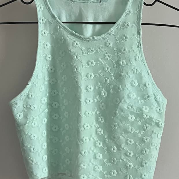 Sky Flower Top 하늘꽃 탑