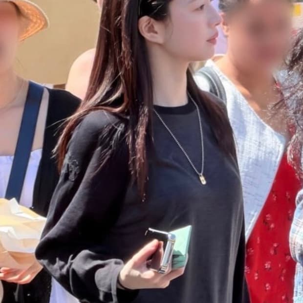 크롬하츠 세메터리 크로스 레더 패치 나그랑 롱슬리브