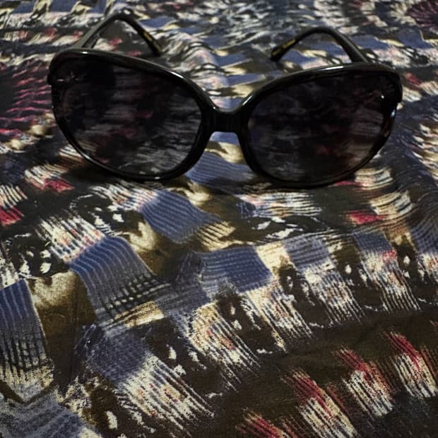 비비안웨스트우드 빅아이 선글라스