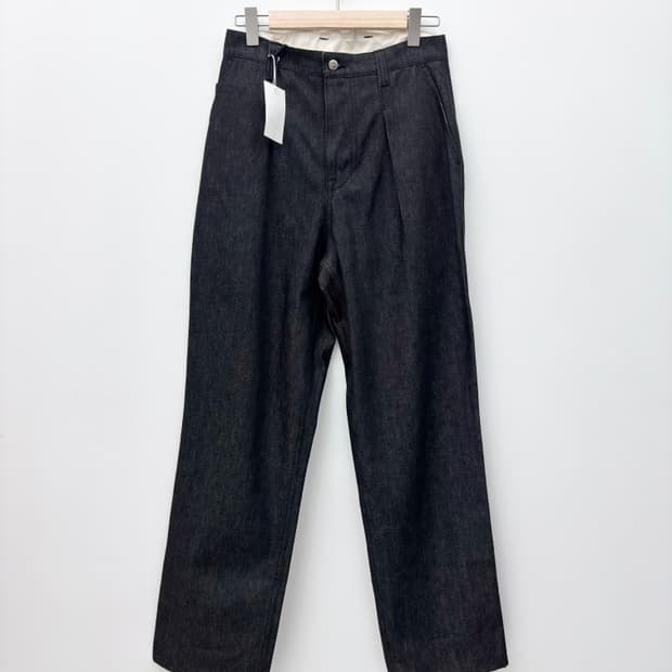 THE TAILOR JEAN