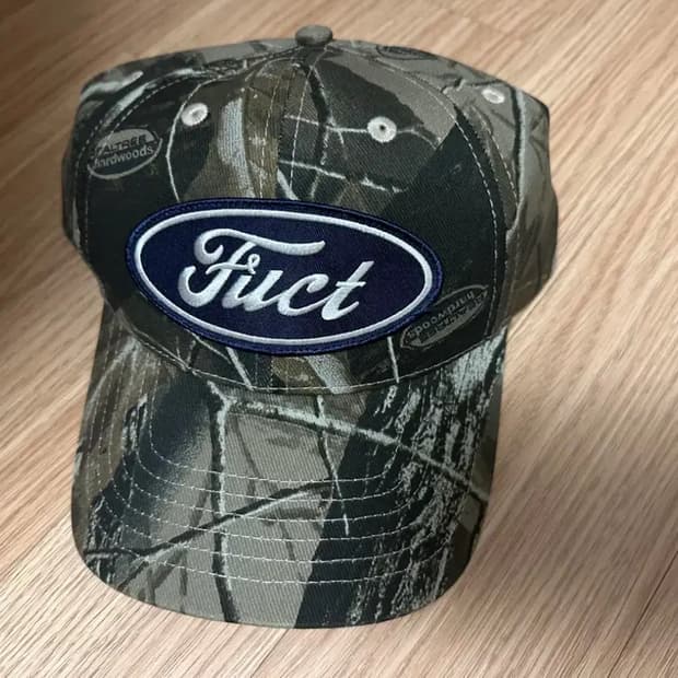 FUCT 퍽트 리얼트리 볼캡 구해요