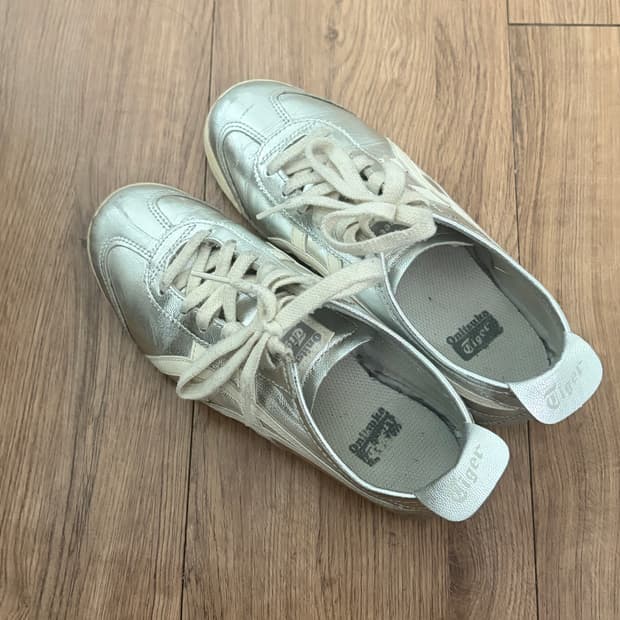 오니츠카타이거 멕시코66 화이트실버 230