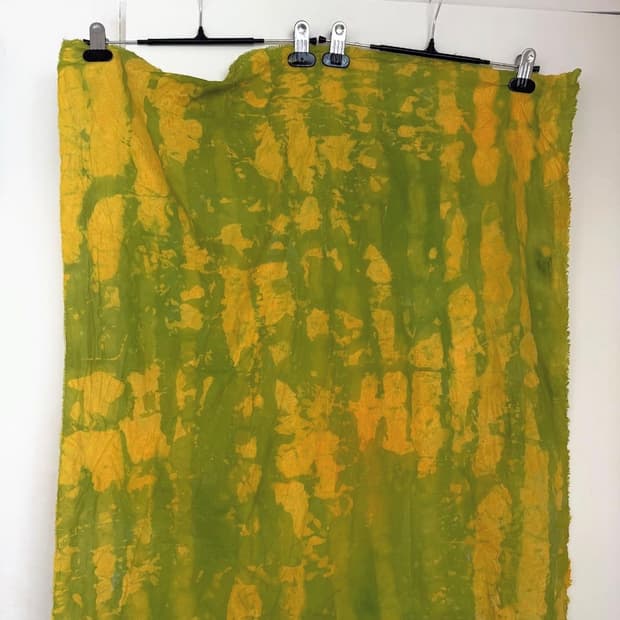 라이트그린 머플러 Lyte green 구합니다ㅜㅜ