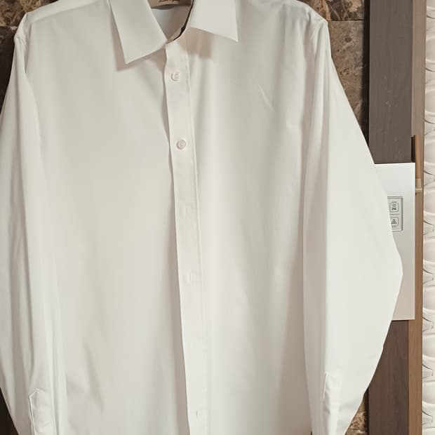 캐시미어 버버리 화이트 셔츠