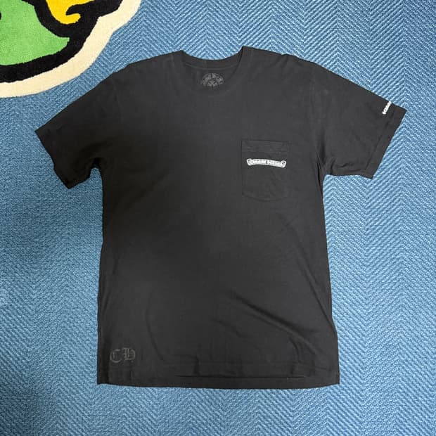 [L]크롬하츠 스크롤라벨 티셔츠