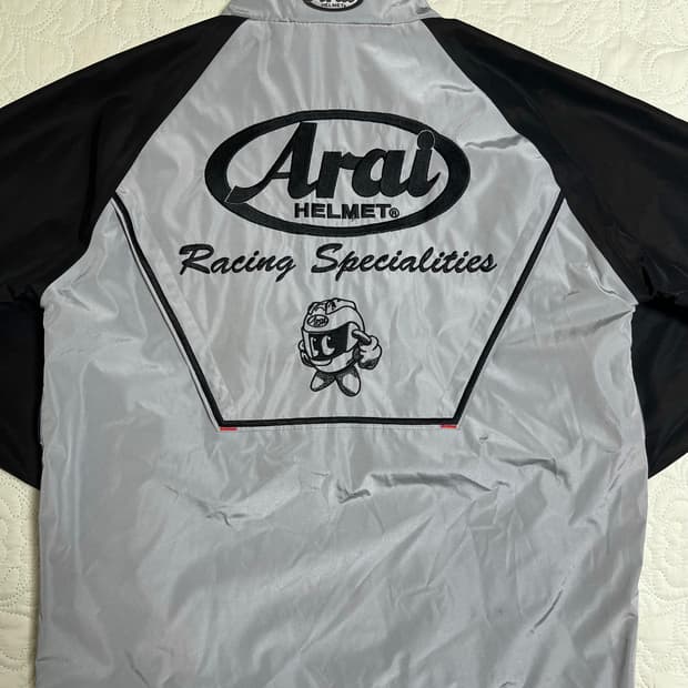 구형 아라이 바람막이 L 검회 투톤 실버블랙