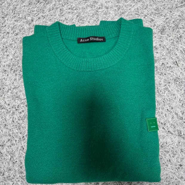 아크네스튜디오 울100% 니트