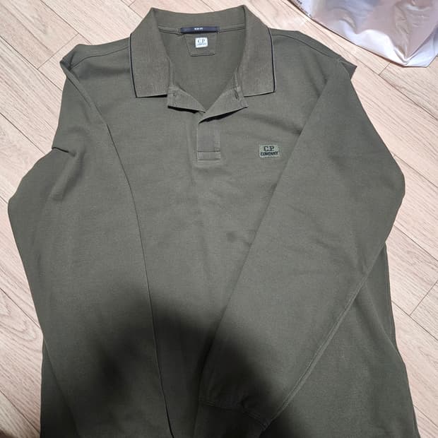 Cp컴퍼니 정품 슬림핏 라지