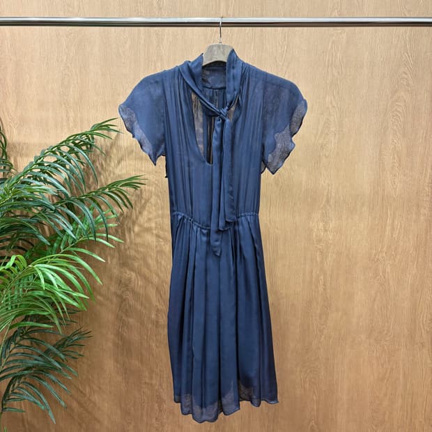 살바토레 페라가모 실크 원피스 러플 캡 슬리브 타이넥 셔링 디테일 네이비