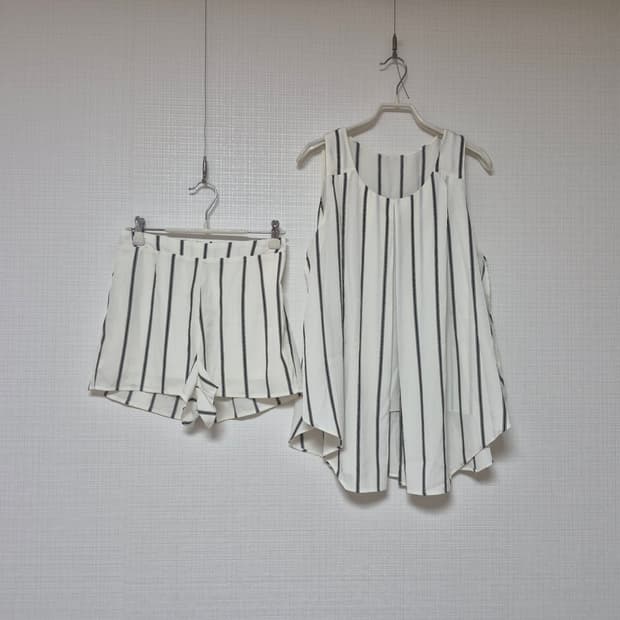 Duras 스트라이프 셋업 오프화이트