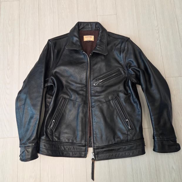 리얼시몬스 카우하이드 멀홀랜드 44