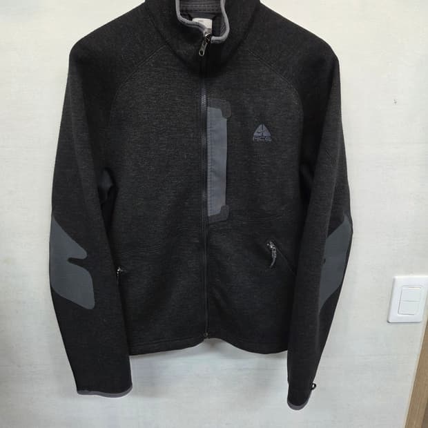 나이키 acg 올드스쿨 00s 스피어써멀 플리스 집업자켓 L