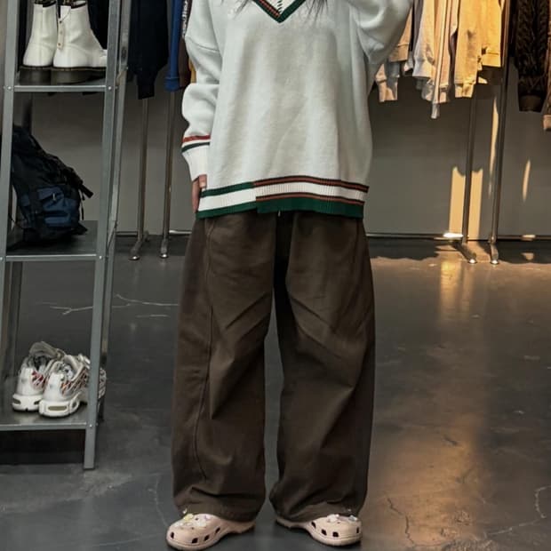 아디다스 오리지널 빅로고 브이넥 니트 A2927