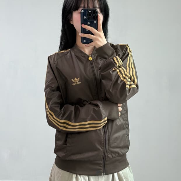 아디다스 올드스쿨 브라운 바람막이