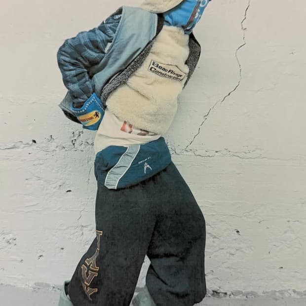 조슈아자말이 신은 밀리터리부츠 블랙버전