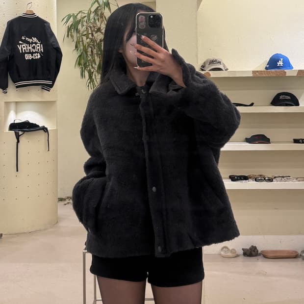 블랙 에코퍼 숏 블루종 자켓 