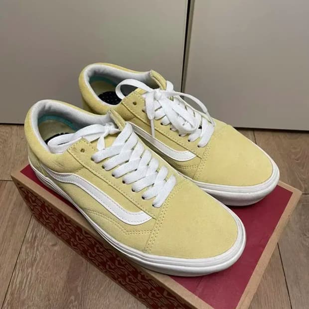 반스 컴피쿠시 올드스쿨 바나나 250