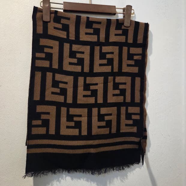 펜디FF로고 머플러,목도리 