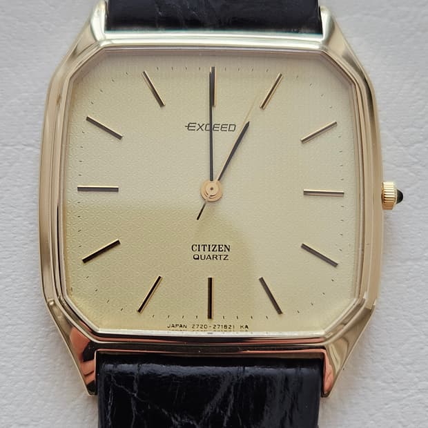 빈티지 시티즌 익시드 골드 가죽 시계
