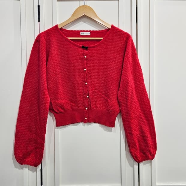 earth music&ecology 레드 크롭 가디건